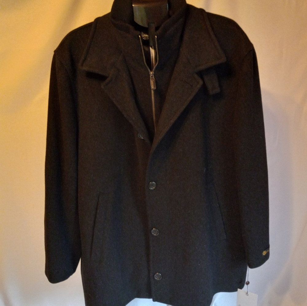 Daniel Cremieux Signature Collection 3/4 length Loro Piana Wool Jacket.